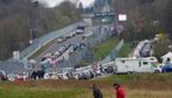 Tuning: Polizei warnt vor illegalen Autorennen am Car Friday