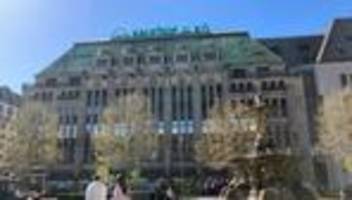 Wie dreist ist das denn?: Spektakulärer Einbruch über U-Bahn-Schacht in Warenhaus