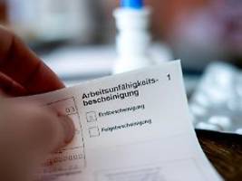 debatte über krankheitsausfälle: sparkommission bringt teilkrankschreibung im job ins gespräch