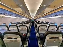 forscher warnen vor problemen: studie: flugzeug-evakuierungen verlaufen deutlich zu langsam