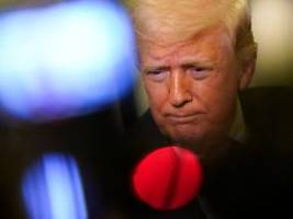 Revolutionsgarden dementieren: Trump behauptet: Iran bittet um Waffenruhe