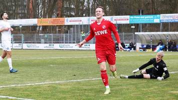 wahnsinn in der nachspielzeit: norderstedt rettet extrem spät den punkt