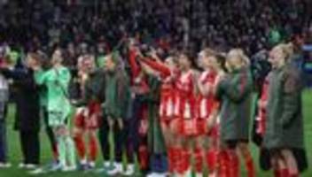 Champions-League-Halbfinale: Bayern-Fußballerinnen euphorisch: Träumen darf man