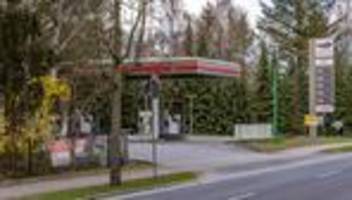 tanken: dieselpreis steigt auf rekordhoch von 2,327 euro pro liter