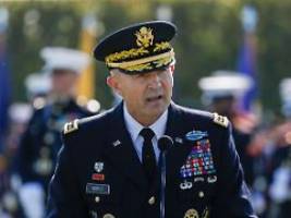 mitten im iran-krieg: hegseth drängt stabschef des us-heeres zum rücktritt