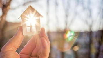 Baufinanzierung vor Ostern: Zinsen zeigen deutliche Bewegung