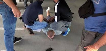 cyberkriminalität: mutmaßlicher millionen-erpresser in deutschland vor gericht - spiegel tv