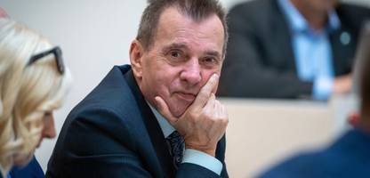 frank bommert: brandenburger cdu-politiker irritiert mit video von wehrmachts-fahrzeugen