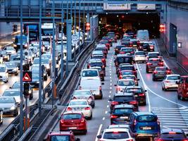 verkehr: zu laut, zu dreckig, zu teuer – die städter wenden sich vom auto ab