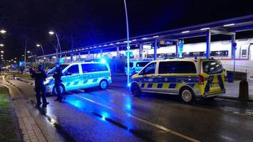 NRW: Vermummter Mann droht mit Anschlag in ICE – ein Verletzter