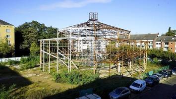 schilleroper: hamburger gericht zwingt die eigentümerin zum handeln