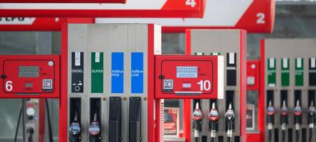 2,327 euro für einen liter: dieselpreis steigt durch iran-krieg auf rekordhoch