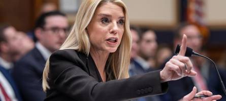 nächster abgang im kabinett: trump setzt justizministerin bondi ab