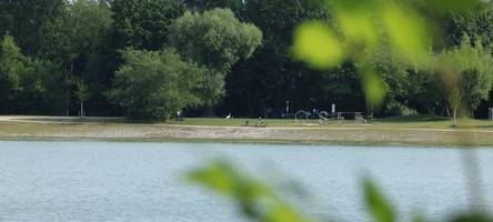Wertgegenständen aus Rucksack am Kuhsee geklaut