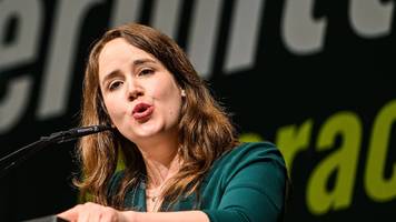 Hohe Spritpreise: Ricarda Lang fordert Recht auf Homeoffice