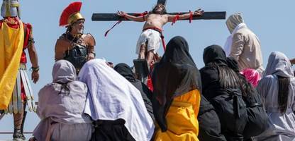 Philippinen: Gläubige inszenieren blutige Karfreitagsrituale