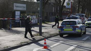 messerangriff auf kind (13) in hamburg: täter und komplize polizeibekannt