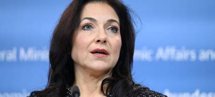 wirtschaftsministerin reiche für temporäre erhöhung der pendlerpauschale