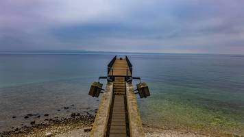 glaubte meinen augen nicht: archäologen bergen römische bootsladung aus neuenburgersee