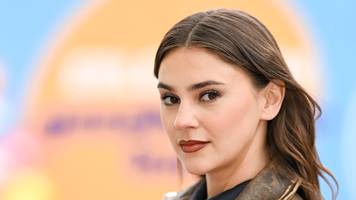 stefanie giesinger kritisiert modelbranche: ich bin jetzt zu alt, zu fett