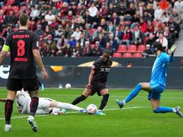 28. Spieltag der Bundesliga: Neun-Tore-Spektakel in Leverkusen, Fairplay in Hamburg