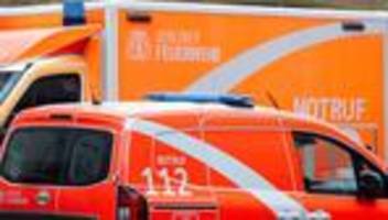 Einsatz am Karsamstag: Mann stirbt bei Brand in Dachgeschosswohnung in Wilhelmstadt