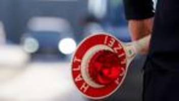 Tuningszene: Car-Freitag in Hamburg - mehr als 3.000 Verstöße