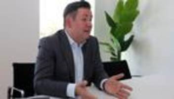 Vorwurf eines Dienstvergehens: Suspendierter Landrat: Mein Führungsstil gefällt nicht allen