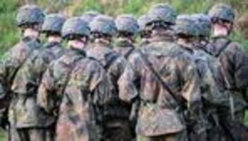 Bundeswehr: Männer bis 45 müssen längere Auslandsaufenthalte melden