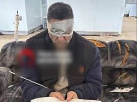 Militär reagiert auf den Vorfall: Israelischer Soldat macht Werbung mit gefesseltem Palästinenser