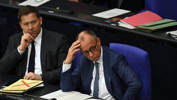 Schwarz-rote Koalition im Umfragetief: AfD klettert an die Spitze