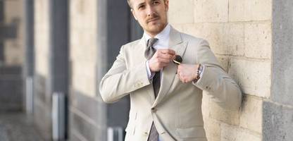 Mode-Influencer Joe Laschet ärgert sich über Jogginghosen an Flughäfen