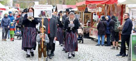 Blasmusik und Markttradition: Augsburgs Osterdult startet mit 112 Händlern