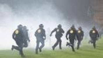 Fußball: Ermittlungen nach Ausschreitungen beim Hertha-Spiel in Dresden