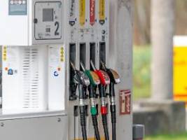 rekorde vom vortag überboten: dieselpreis kratzt am mittag an der 2,50-euro-marke