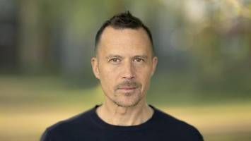 Barnaby Metschurat über „Traumschiff“-Rolle: „Hatte Angst davor“