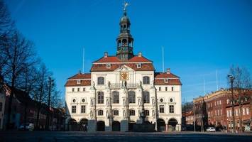 Sechs gegen eine: Diese Männer wollen die Oberbürgermeisterin ablösen