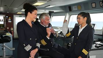 hass gegen collien fernandes im netz: „traumschiff“-macher müssen reagieren