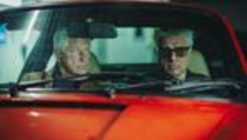 tatort münchen: kann ich noch mal ihre dienstausweise sehen?