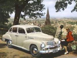 Oberklasse für Wirtschaftswunder: Adenauers Kanzler-Klasse versus Kapitän und Barockengel