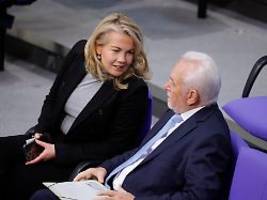 Wird Bild der Liberalen prägen: Kubicki umgibt sich mit lauter FDP-Frauen