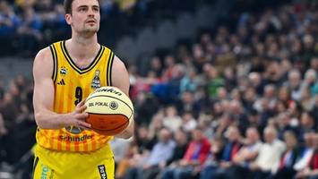 alba berlin gegen malaga unter zugzwang: nun kommt noch eine sorge hinzu