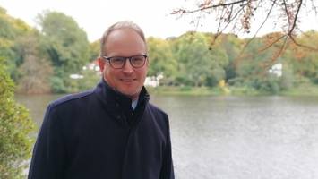 Briefwahlstart in Reinbek: Solo für Bürgermeister Björn Warmer