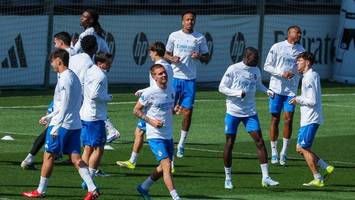 real madrid gegen bayern münchen: elf inseln auf einem platz