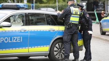 mann mit messer in hamburger moschee löst größeren polizeieinsatz aus