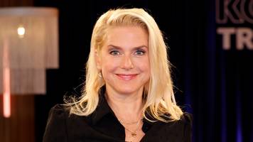 Jeanette Biedermann: Neues Babybauch-Foto verzückt das Netz