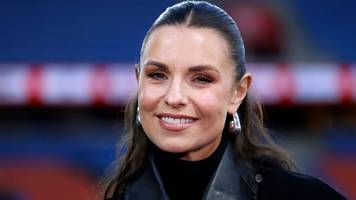 Laura Wontorras simpler Grill den Henssler-Look haut Fans vom Hocker: Bildhübsch