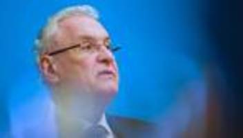 Flüchtlingsdebatte: Bleiben oder gehen? Herrmann fordert Perspektiven für Syrer