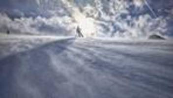 schnee-abbruch: dresdner skifahrer stürzt bei gipfel-ausflug in den tod