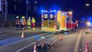 Unfallflucht: Mann liegt auf der Straße - angefahren und tödlich verletzt